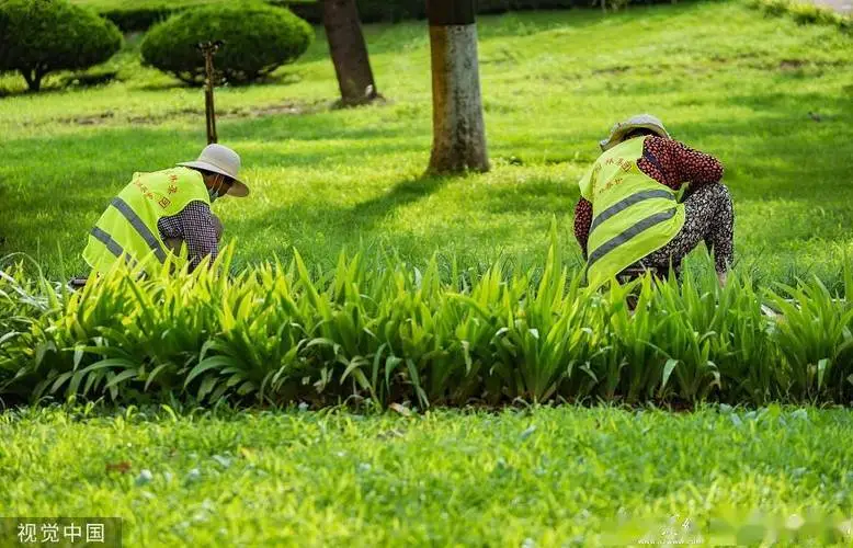 米乐m6官网登录入口：网球拍如何让球线更软